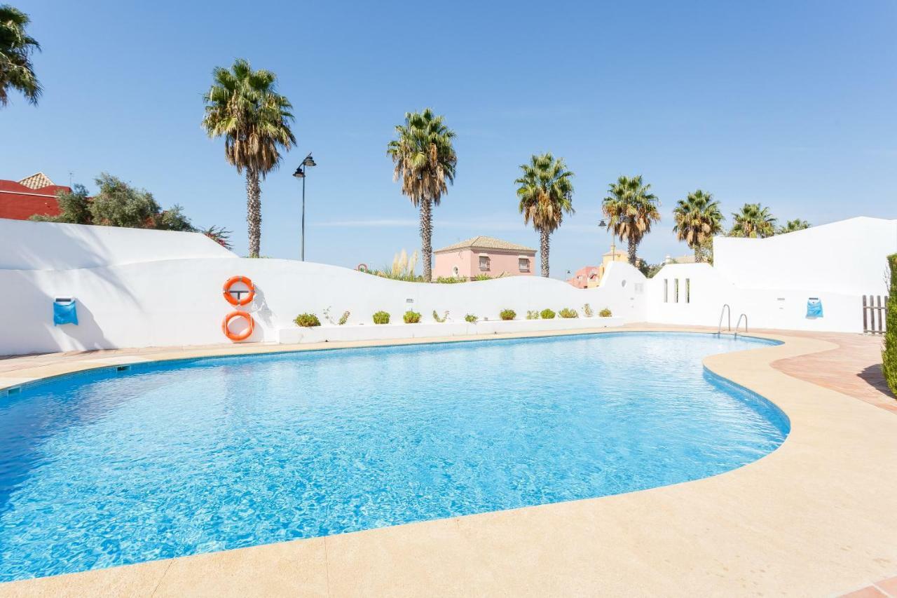 Bonito Apartamento En Campo De Golf Con Piscina Sanlúcar de Barrameda Eksteriør billede